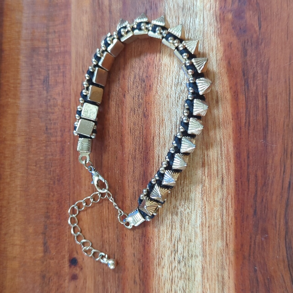 🖤 Black and Gold-tone Spike Bracelet